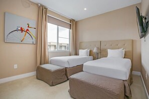 4 bedrooms, laptop workspace, iron/ironing board, WiFi