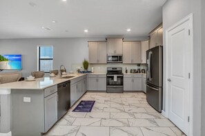 Villa (Multiple Bedrooms) | Property amenity