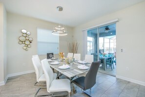 Microwave, oven, stovetop, dishwasher - 5 Star Villa Close to Disney, Orlando Villa 2545 (Davenport)