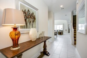 Villa (5 Bedrooms) | Servicio de la propiedad
