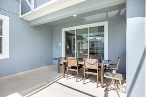 Villa (5 Bedrooms) | Property amenity