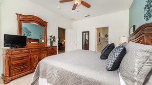 5 bedrooms, laptop workspace, free WiFi, bed sheets - Luxury Villa on Windsor Hills Resort, Orlando Villa 4857 (Kissimmee)