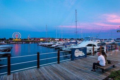 Stylish Beach Home near Stamford Downtown/Beach