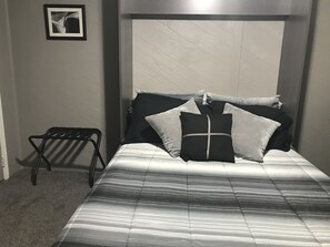 3 Schlafzimmer, Schreibtisch, Bügeleisen/Bügelbrett, kostenloses WLAN