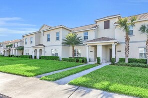 Villa (4 Bedrooms) | Property amenity