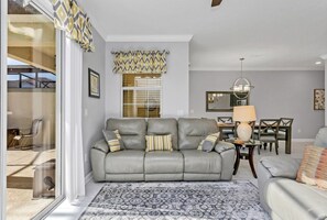 Villa (4 Bedrooms) | Property amenity