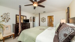 6 bedrooms, laptop workspace, free WiFi, bed sheets