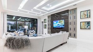 Property amenity - The Perfect Villa With a Beautiful Private Pool, Orlando Mansion 4613 (Kissimmee)