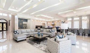 Flat-screen TV, fireplace