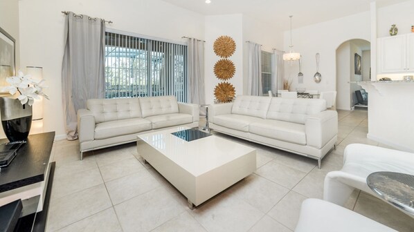 Living area - The Perfect Villa With a Beautiful Private Pool, Orlando Villa 4951 (Davenport)