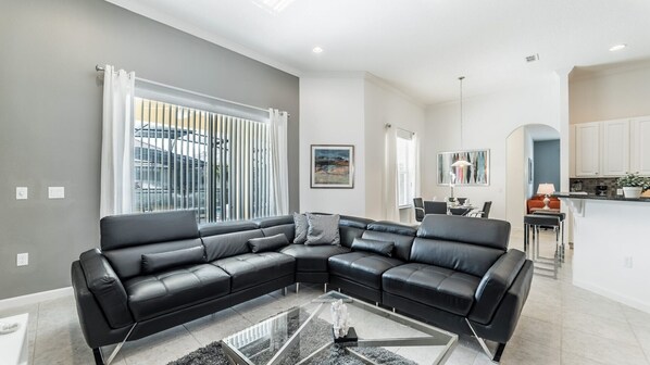 Televisión y futbolito 