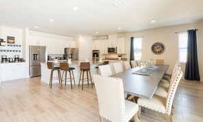 Microwave, oven, stovetop, dishwasher - Rent Your Own Orlando Villa With Large Private Pool on Encore Resort at Reunion, Orlando Villa 4415 (Kissimmee)