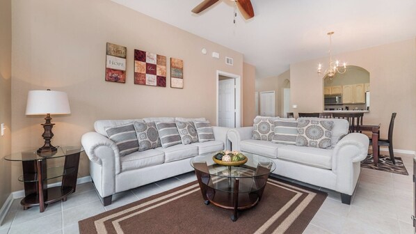 Front of property - Rent the Perfect 3 Bedroom Condo on Windsor Hills Resort, Orlando Condo 4786 (Kissimmee)