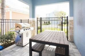 Villa (5 Bedrooms) | Property amenity