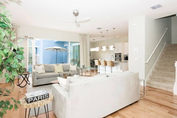 Villa (5 Bedrooms) | Property amenity