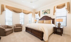 11 habitaciones y espacio para trabajar con laptop 