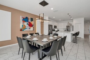 Villa (Multiple Bedrooms) | Property amenity