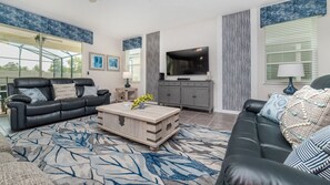 7 bedrooms, laptop workspace, iron/ironing board, WiFi