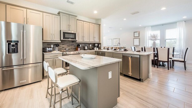 Private kitchen - Ultimate 5 Star Villa With Private Pool on Encore Resort at Reunion, Orlando Villa 4704 (Kissimmee)