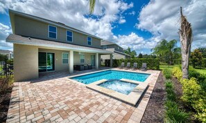 Outdoor pool - Rent Your Own Orlando Villa With Large Private Pool on Encore Resort at Reunion, Orlando Villa 4488 (Kissimmee)