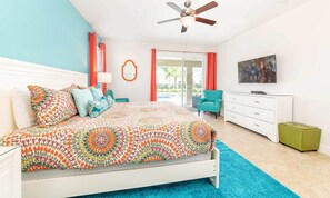 9 habitaciones, espacio para trabajar con laptop y ropa de cama 