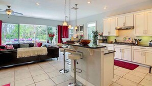 Private kitchen - The Perfect Villa With a Beautiful Private Pool, Orlando Villa 4583 (Kissimmee)