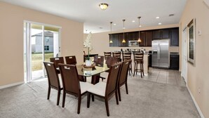Private kitchen - 5 Star Villa Close to Disney, Orlando Villa 5056 (Kissimmee)