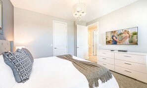 Room - Rent the Perfect 5 Bedroom Villa on Encore Resort at Reunion, Orlando Villa 4520 (Kissimmee)