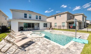 Pool - Rent the Perfect 5 Bedroom Villa on Encore Resort at Reunion, Orlando Villa 4520 (Kissimmee)
