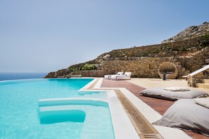 Pool - Rent Your Luxury 7 Bedroom Villa, Mykonos Villa 1009 (Mykonos)