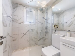 Appartement (2 Bedrooms) | Équipement de l’hébergement
