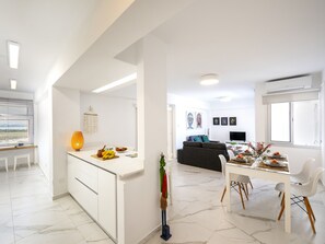 Departamento (2 Bedrooms) | Servicio de la propiedad