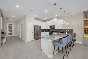 Villa (Multiple Bedrooms) | Property amenity