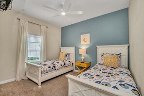 5 bedrooms, laptop workspace, WiFi, bed sheets - You Have Found the Perfect Holiday Villa on Storey Lake Resort With Every 5 Star Amenity, Orlando Villa 3664 (Kissimmee)