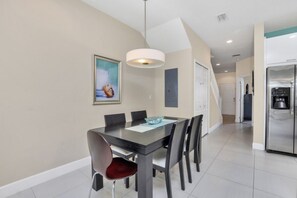 Villa (3 Bedrooms) | Property amenity - 3BR Townhome With Stunning Views 5528 (Clermont)