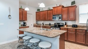 微波爐、烤箱、爐台、洗碗機