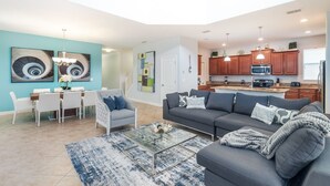 Unclassified image, 5 of 24, button - Villa With a Beautiful Private Pool, Orlando Villa 4997 (Kissimmee)
