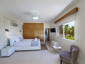 Villa (5 Bedrooms) | Property amenity