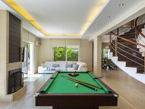 Villa (5 Bedrooms) | Property amenity