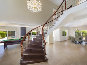 Villa (5 Bedrooms) | Property amenity