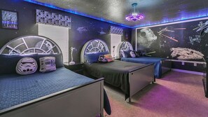 9 bedrooms, laptop workspace, bed sheets - Villa With Private Pool, Orlando Villa 5001 (Davenport)