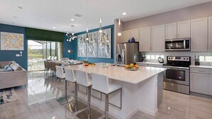 Private kitchen - Ultimate 5 Star Villa With Private Pool on Solterra Resort, Orlando Villa 4539 (Davenport)