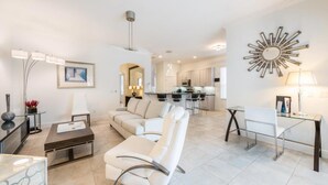 4 bedrooms, laptop workspace, bed sheets
