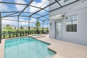 Villa (5 Bedrooms) | Servicio de la propiedad