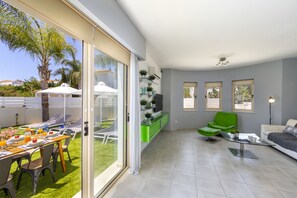 Villa (4 Bedrooms) | Property amenity