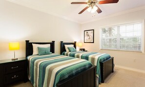 3 bedrooms, laptop workspace, iron/ironing board, WiFi