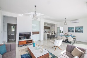 Villa (3 Bedrooms) | Property amenity