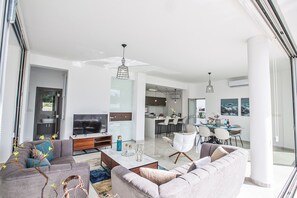 Villa (3 Bedrooms) | Servizio della struttura