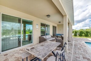 Villa (Multiple Bedrooms) | Property amenity