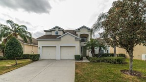 Exterior - The Ultimate 5 Bedroom Villa, Orlando Villa 4864 (Kissimmee)